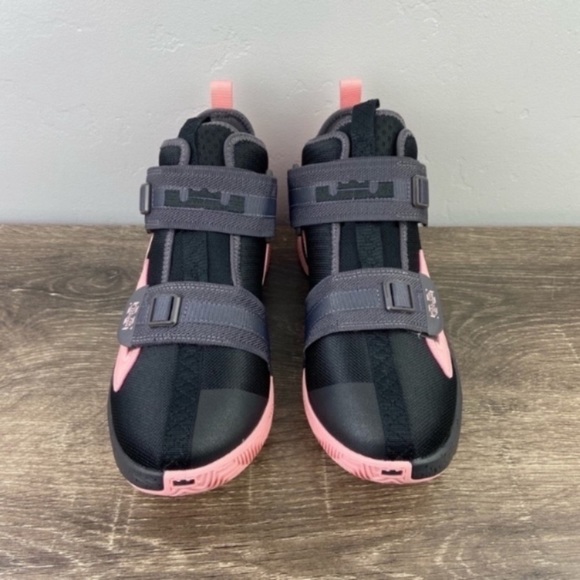 NEW Nike Lebron Soldier XIII - Picture 2 of 5
